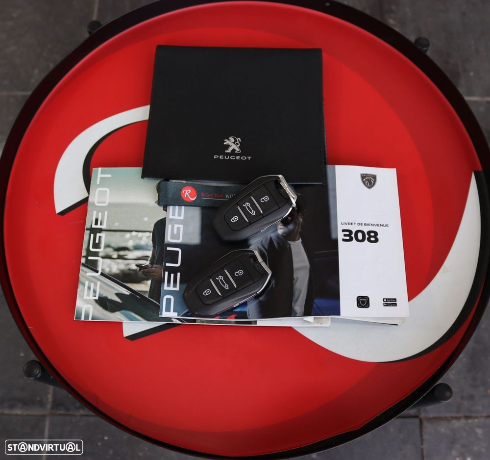 Peugeot 308 SW 1.2 PureTech Allure EAT8 - 18