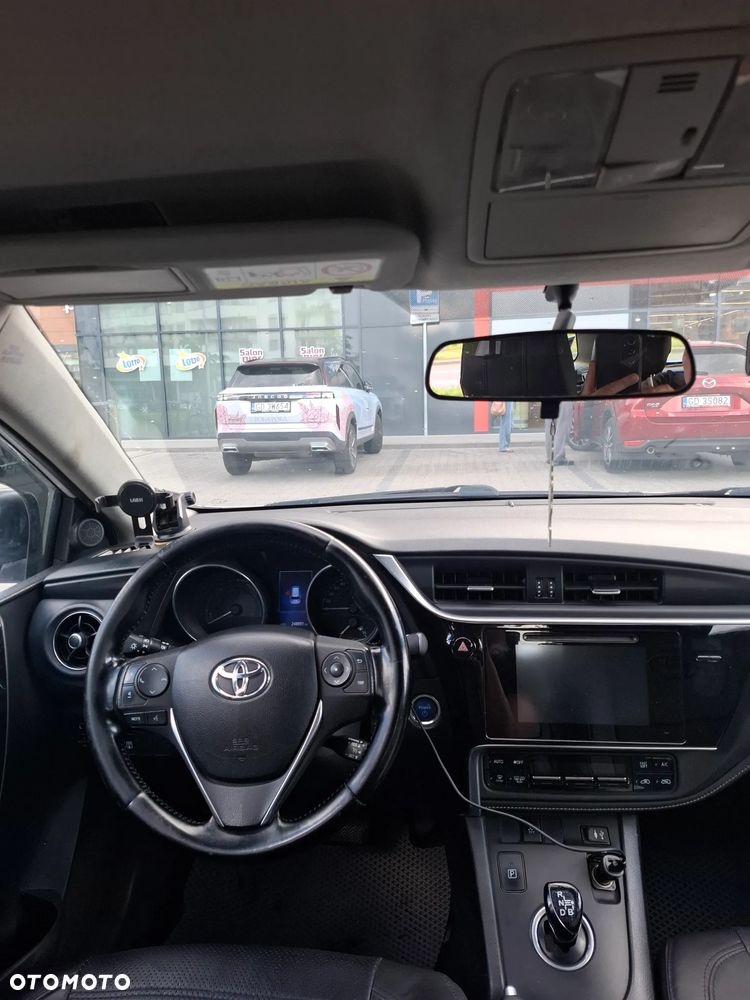 Toyota Auris - 8