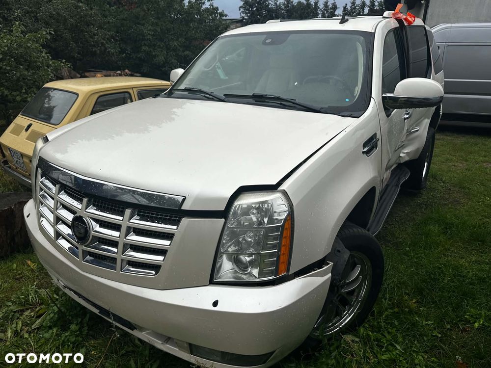 Cadillac Escalade 6.2 V8 Sport Luxury - 3