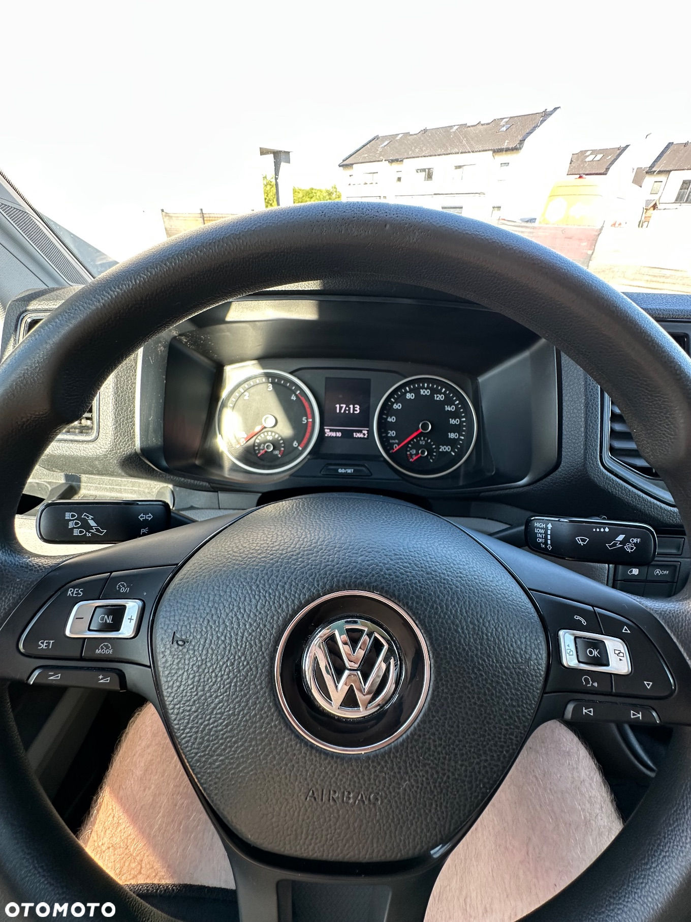 Volkswagen Crafter - 11