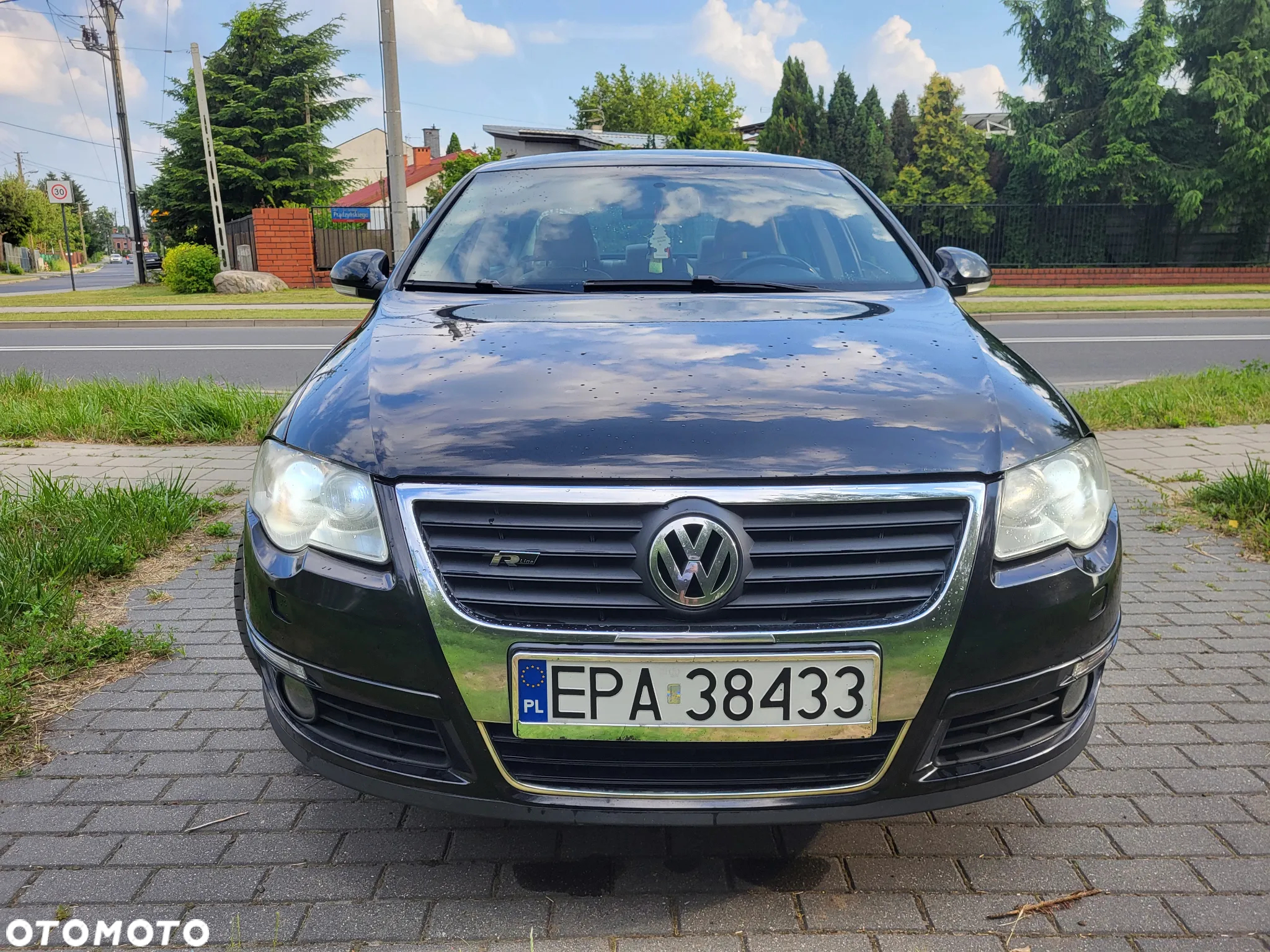 Volkswagen Passat 2.0 TDI Comfortline - 14