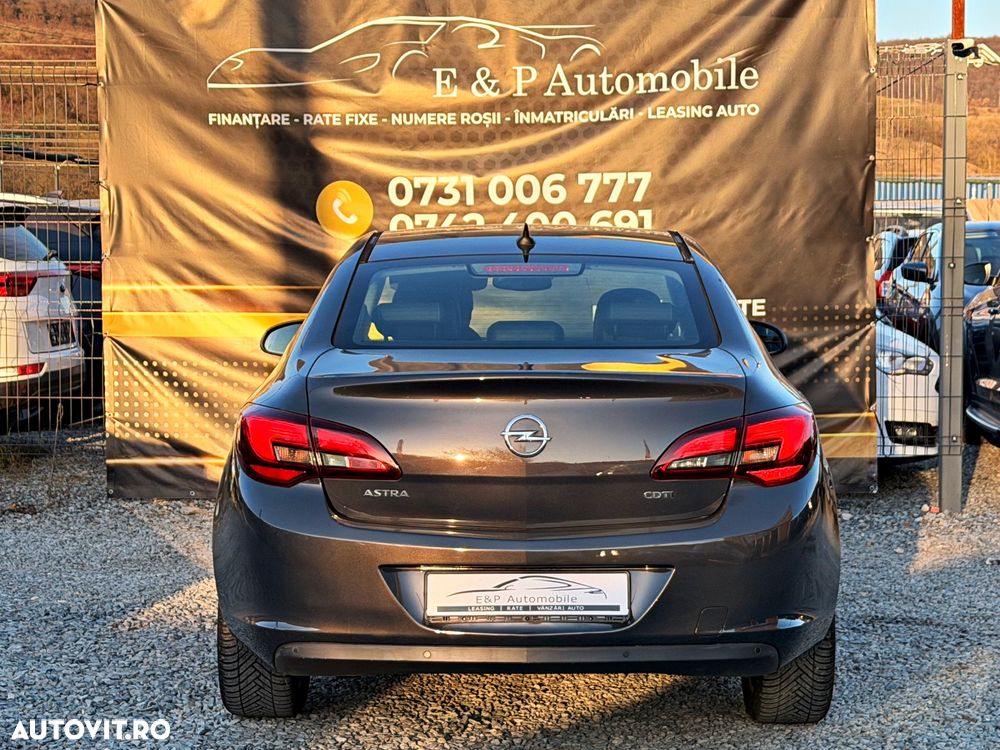 Opel Astra 1.6 D (CDTI DPF ecoFLEX) Start/Stop Excellence - 13