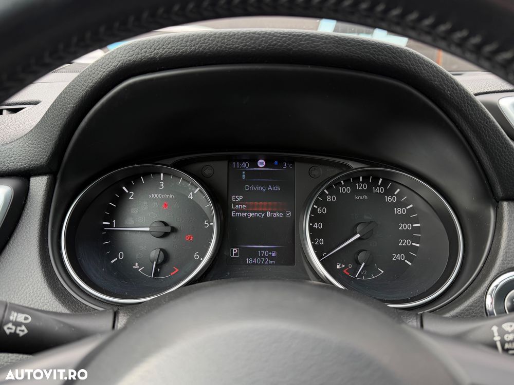 Nissan Qashqai 1.6 DCI Xtronic N-Connecta - 19