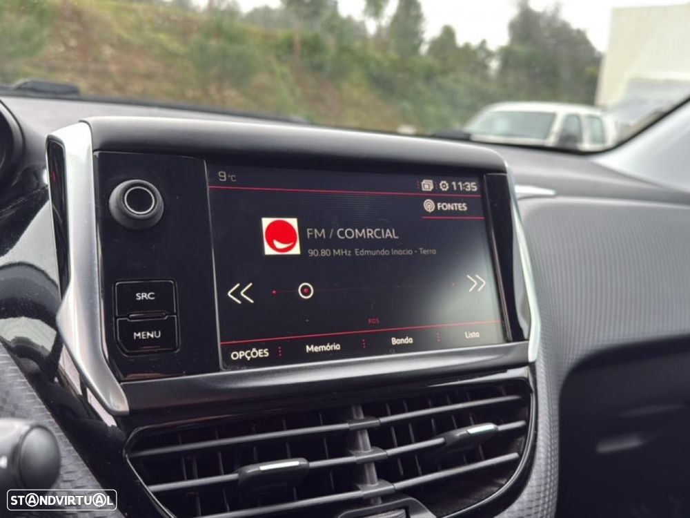 Peugeot 208 1.2 PureTech GT Line - 15