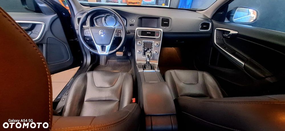 Volvo S60 T5 Momentum - 6