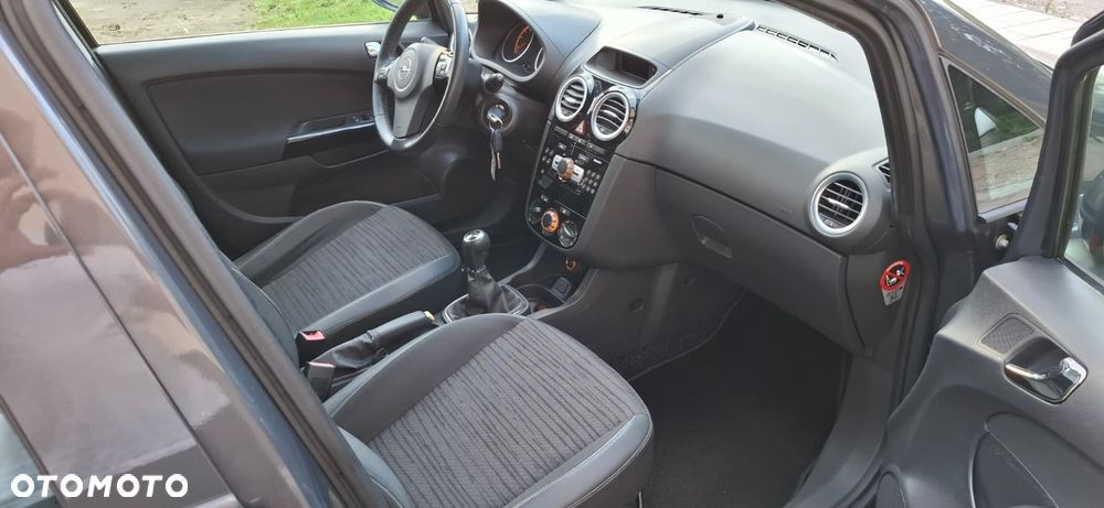 Opel Corsa - 14