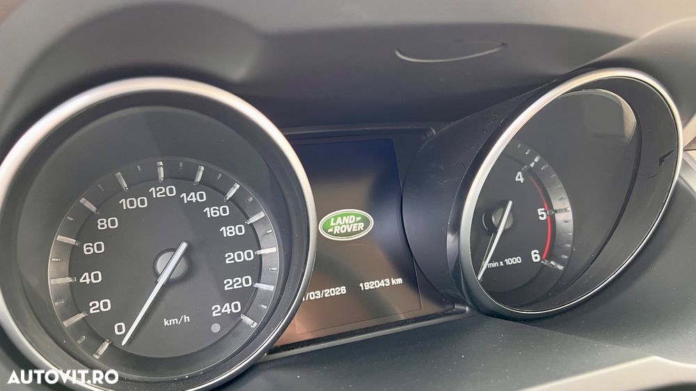 Land Rover Range Rover Evoque - 21