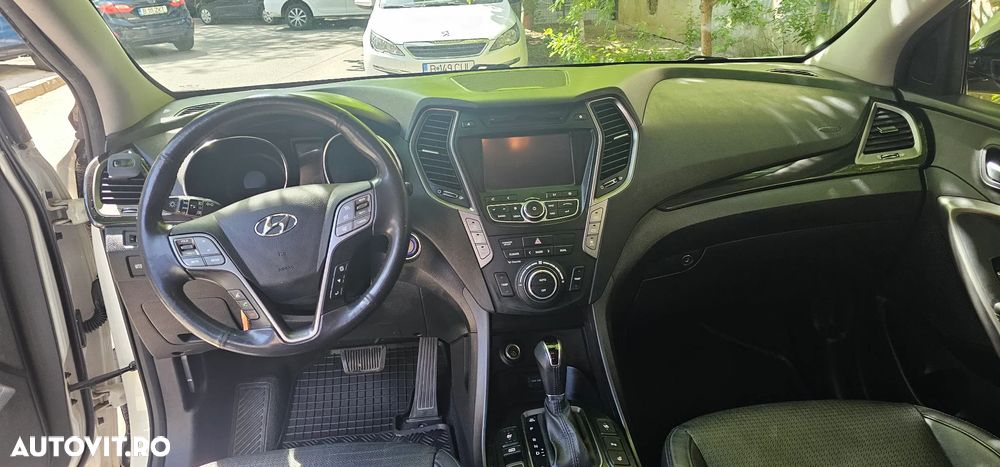 Hyundai Grand Santa Fe 2.2 CRDi 4WD Automatik Luxury - 36