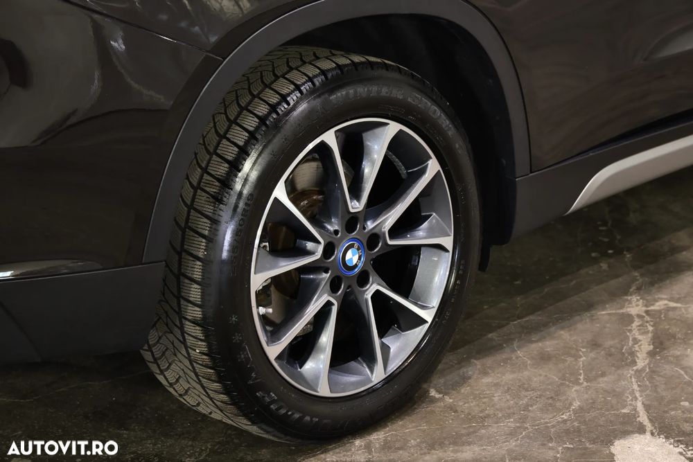 BMW X5 xDrive40e - 32