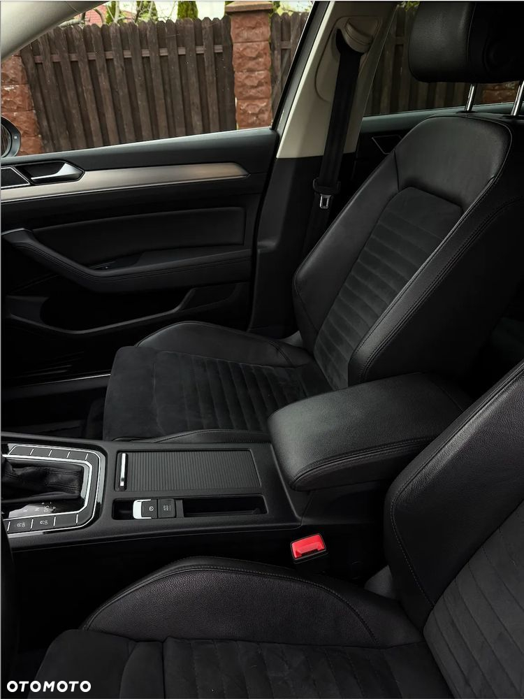 Volkswagen Passat - 18