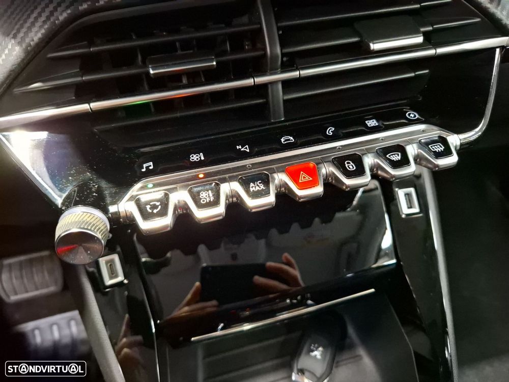 Peugeot e-208 50 kWh Allure Pack - 22