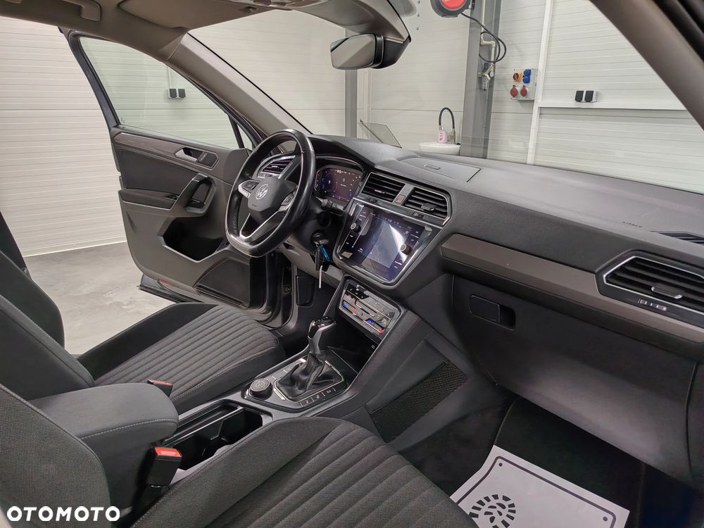 Volkswagen Tiguan Allspace 2.0 TDI SCR 4Motion DSG Elegance - 27