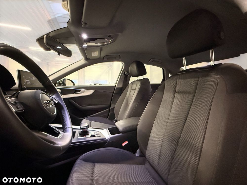 Audi A4 Limousine - 20