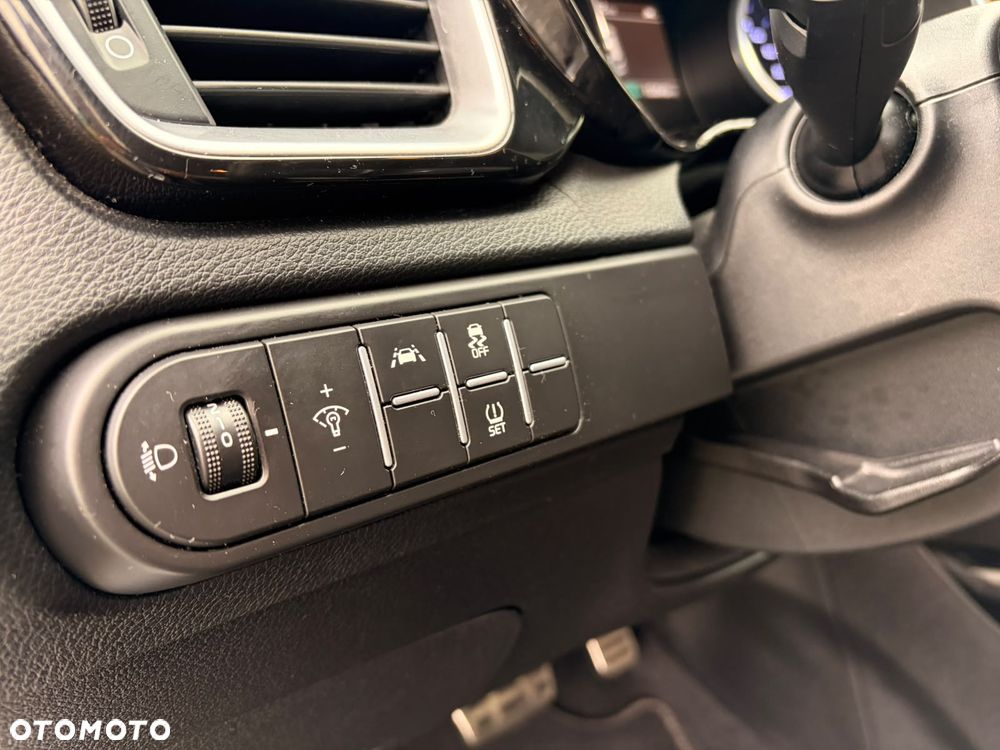 Kia Ceed 1.6 CRDi mHEV GT-Line DCT - 23