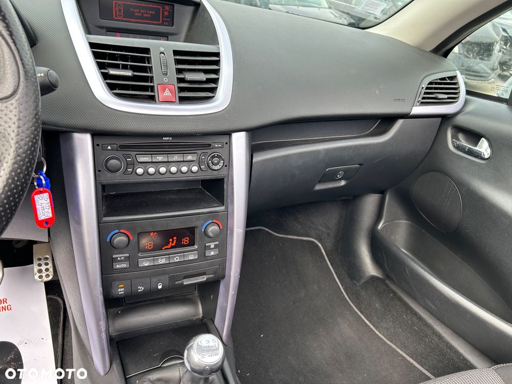 Peugeot 207 - 9