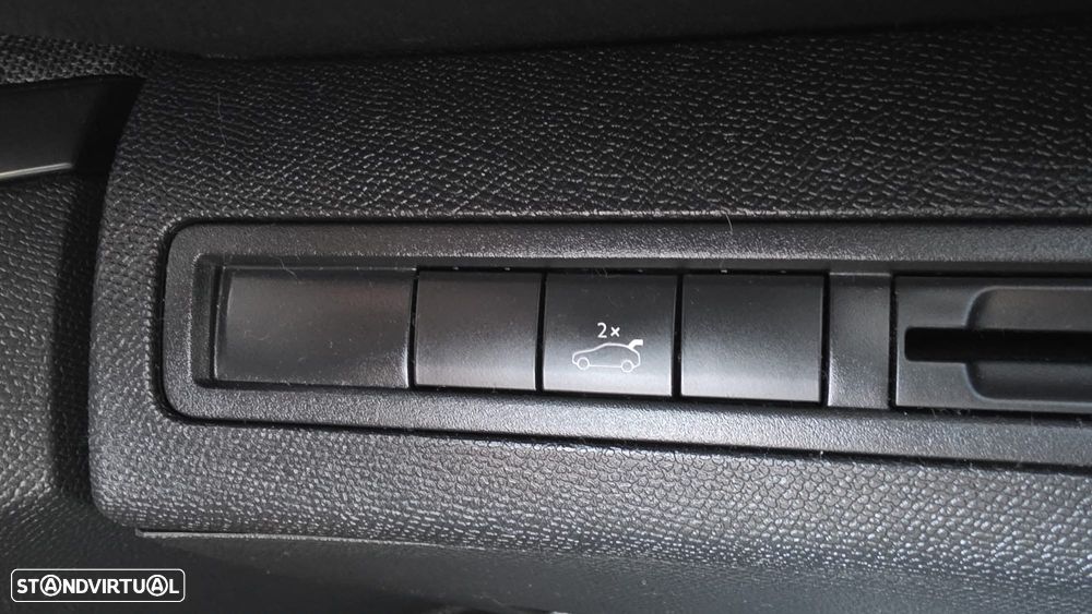 Peugeot 3008 BlueHDi 120 Stop & Start Allure - 17