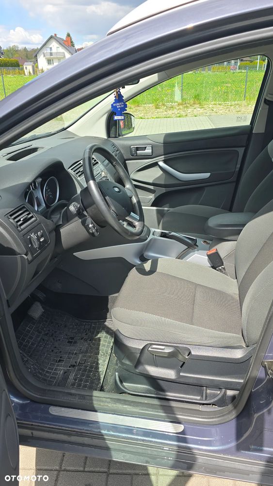 Ford Kuga 2.0 TDCi 4x4 Trend - 12