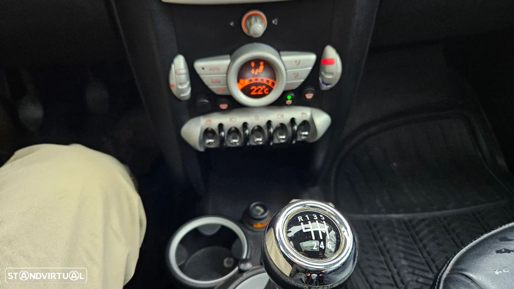 MINI Clubman Cooper D - 8