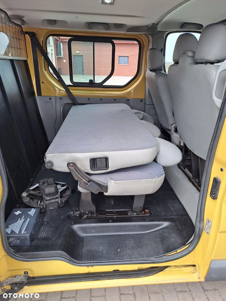 Renault trafic - 13