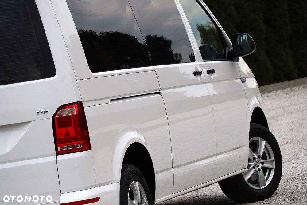 Volkswagen Caravelle 2.0 TDI L2 Comfortline - 17