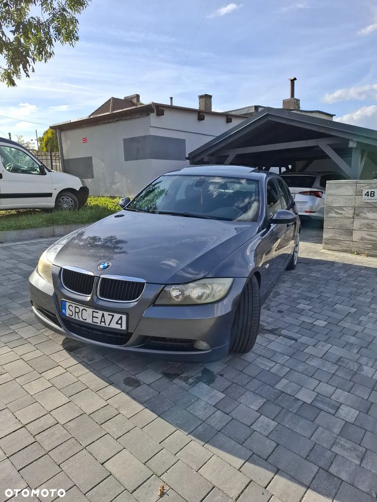 BMW Seria 3 318d - 4