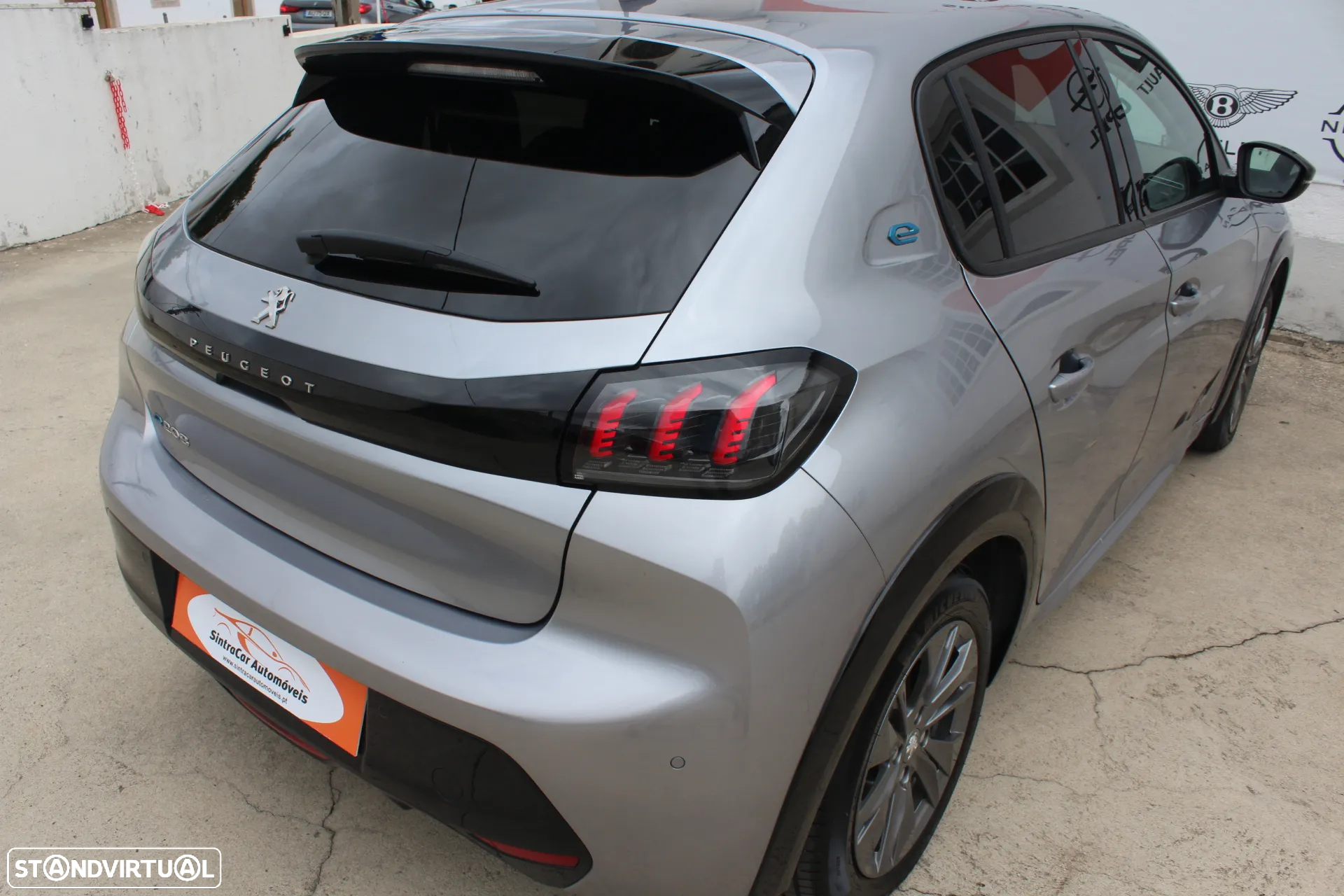Peugeot e-208 50 kWh Allure - 10