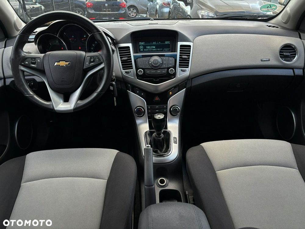 Chevrolet Cruze 2.0 D LT+ - 25