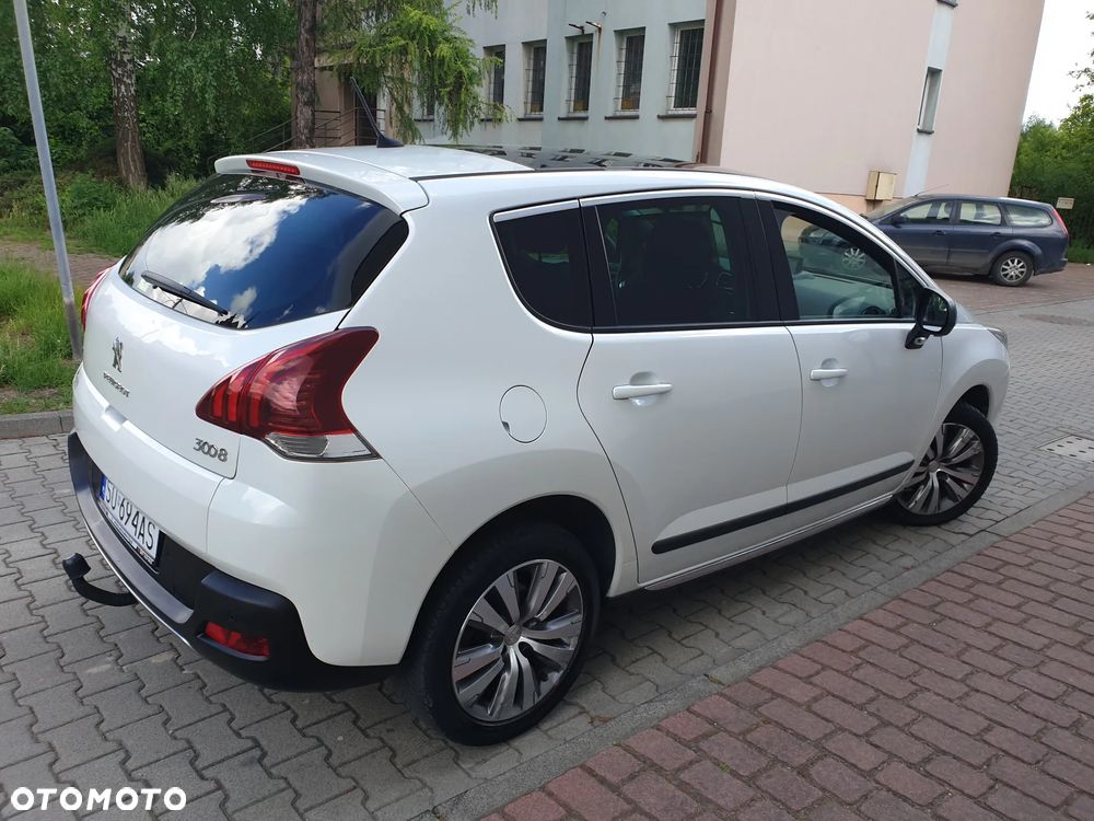 Peugeot 3008 HDi 150 Allure - 4