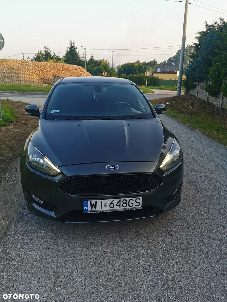 Ford Focus 1.5 EcoBoost ST-Line - 6