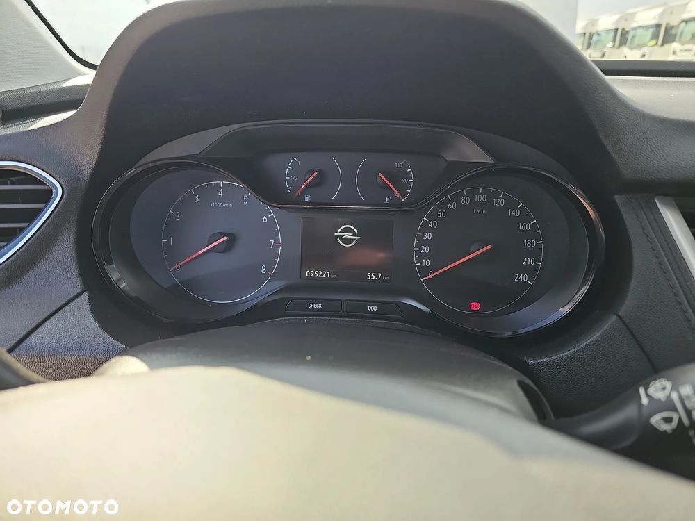 Opel Grandland X 1.2 T GPF Design Line S&S - 15