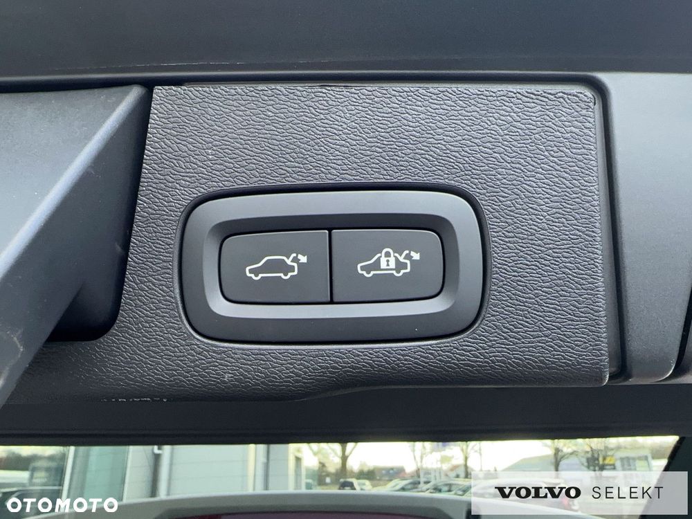 Volvo XC 60 - 21