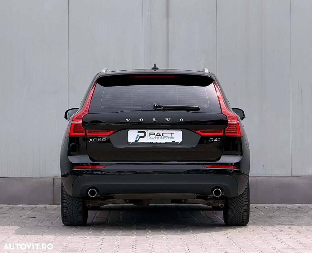 Volvo XC 60 D4 AWD Momentum - 12