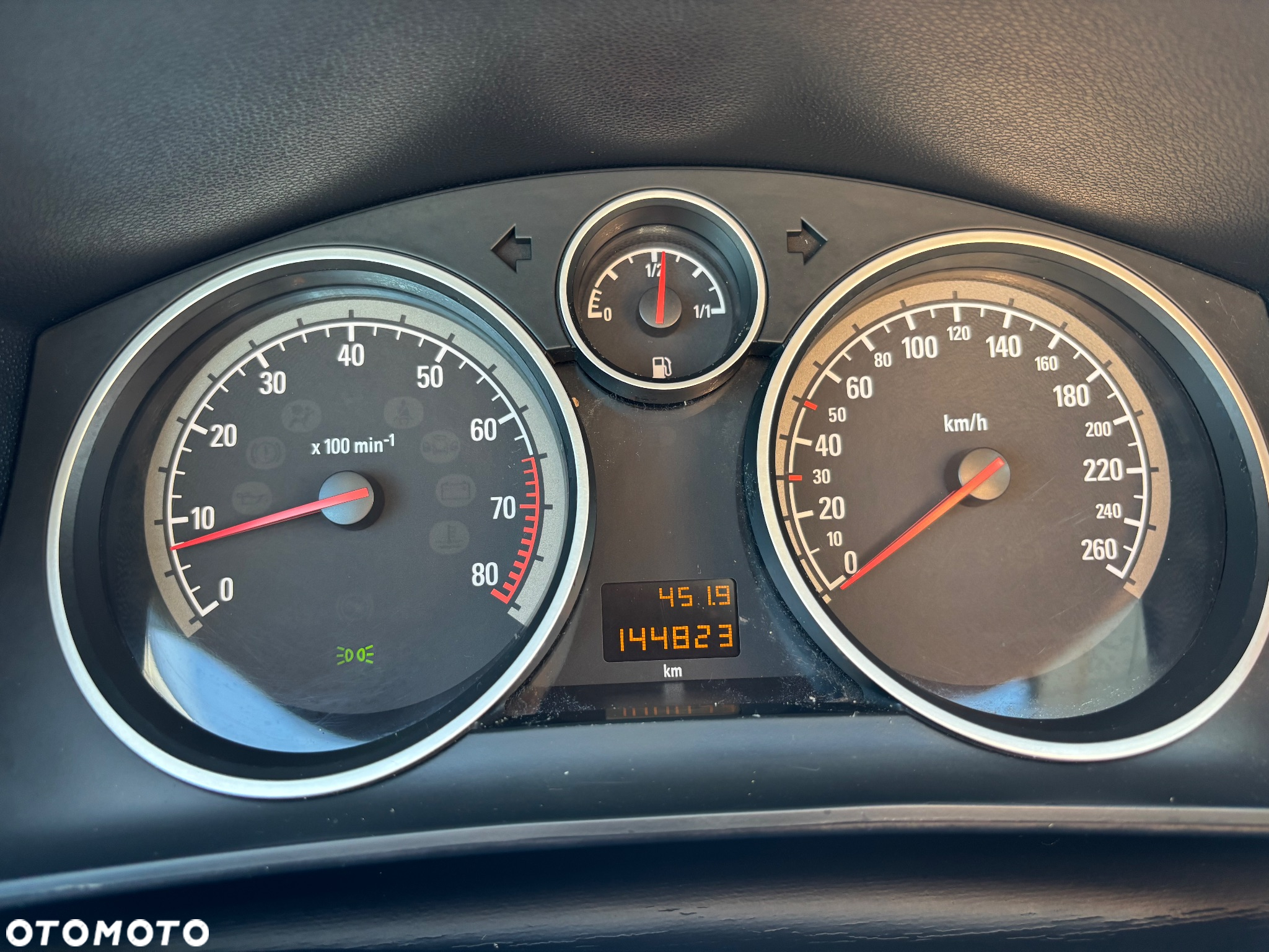 Opel Astra GTC 1.4 - 10