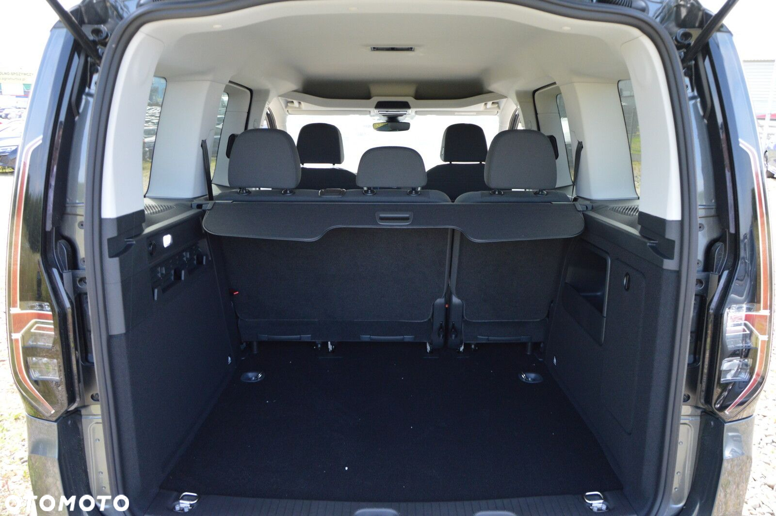 Volkswagen Caddy Life 2.0 TDI 90 kW DSG 7-G - 24