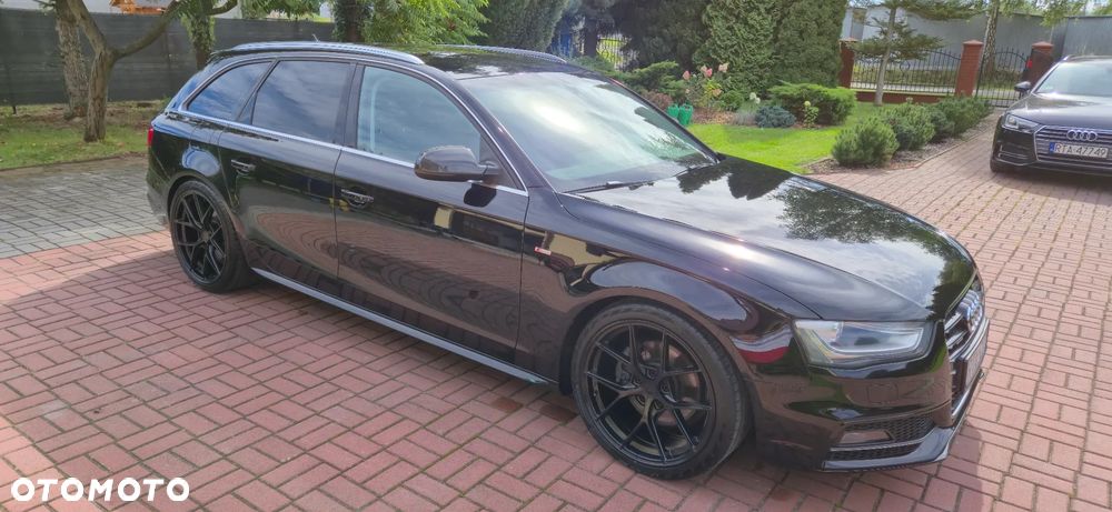 Audi A4 Avant 2.0 TDI Quattro S tronic - 33