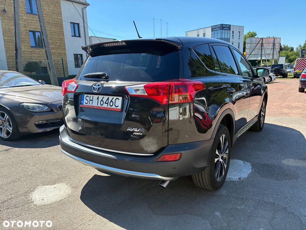 Toyota RAV4 - 5