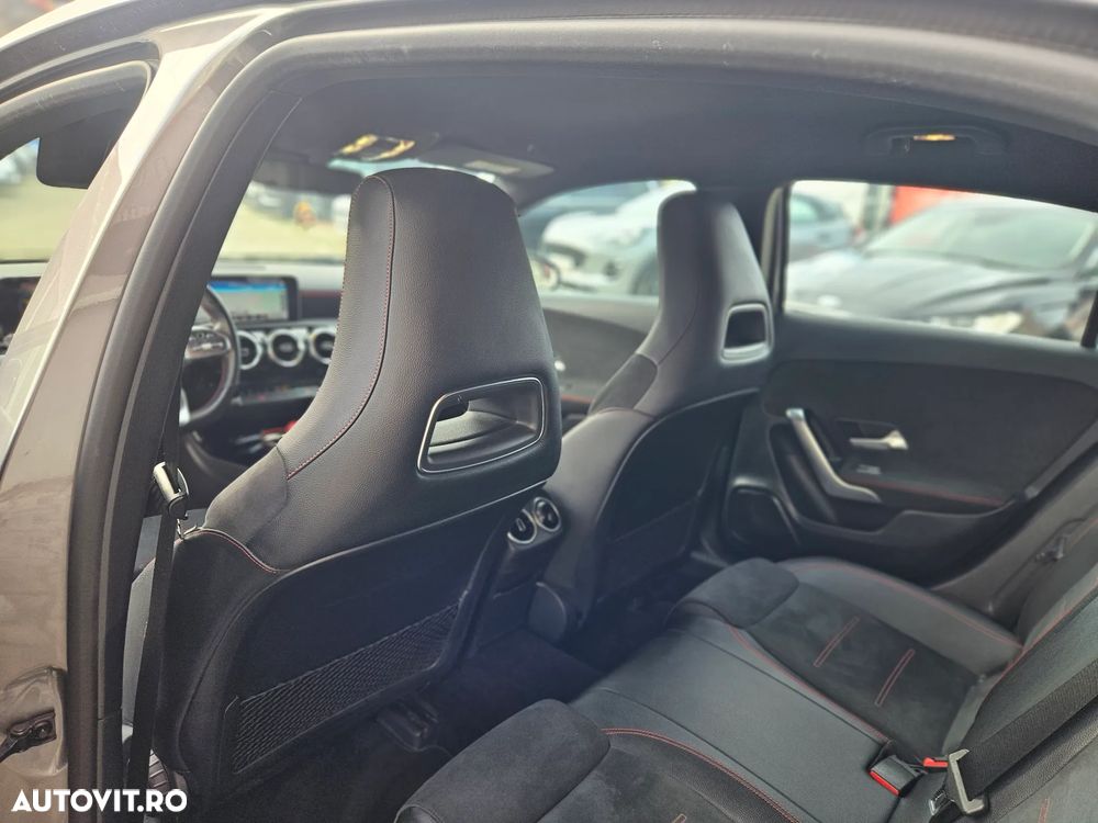 Mercedes-Benz A 180 d 7G-DCT AMG Line - 30