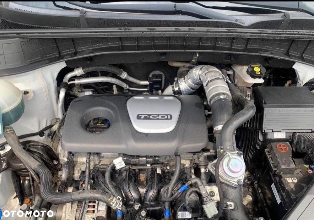 Hyundai Tucson 1.6 GDi 2WD Premium - 9