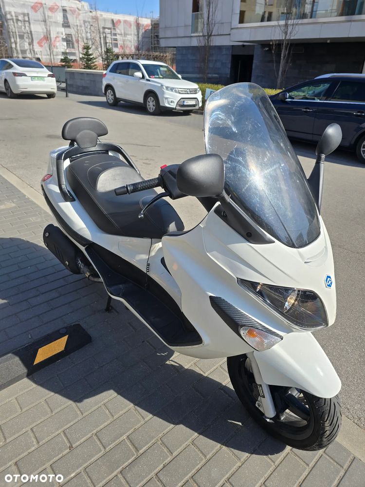 Piaggio Xevo - 2