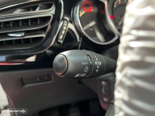 Citroën DS3 1.6 BlueHDi Sport Chic - 18