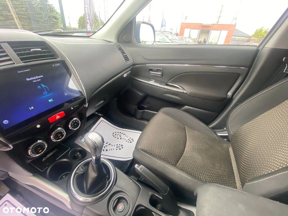 Mitsubishi ASX - 17