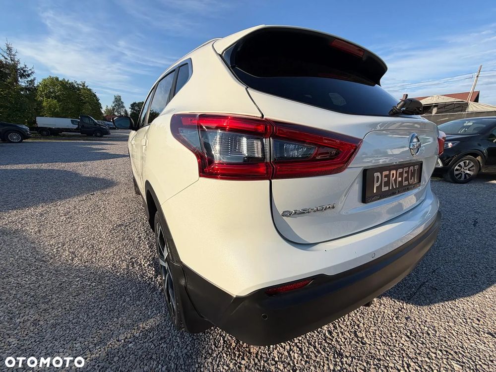 Nissan Qashqai 1.3 DIG-T Tekna+ - 10