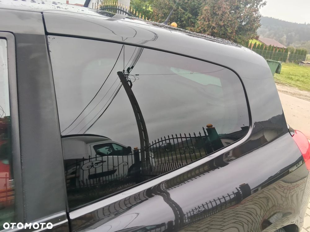 Renault Clio 1.2 16V 75 Experience - 23