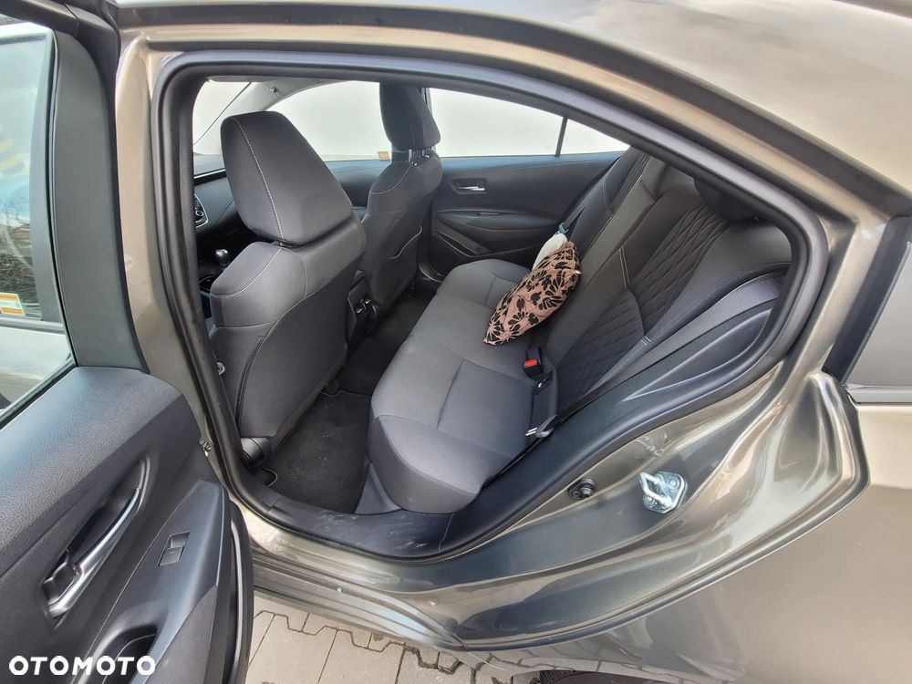 Toyota Corolla - 17