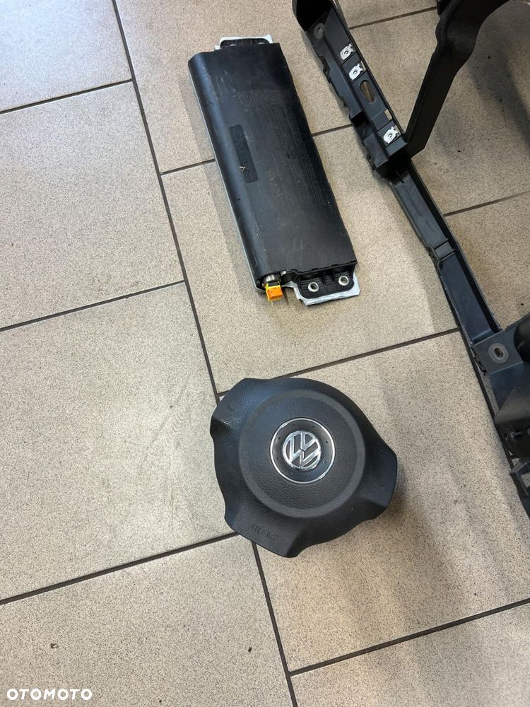 VW GOLF VI 6 DESKA ROZDZIELCZA KONSOLA KOKPIT AIRBAG ORYGINAŁ - 2