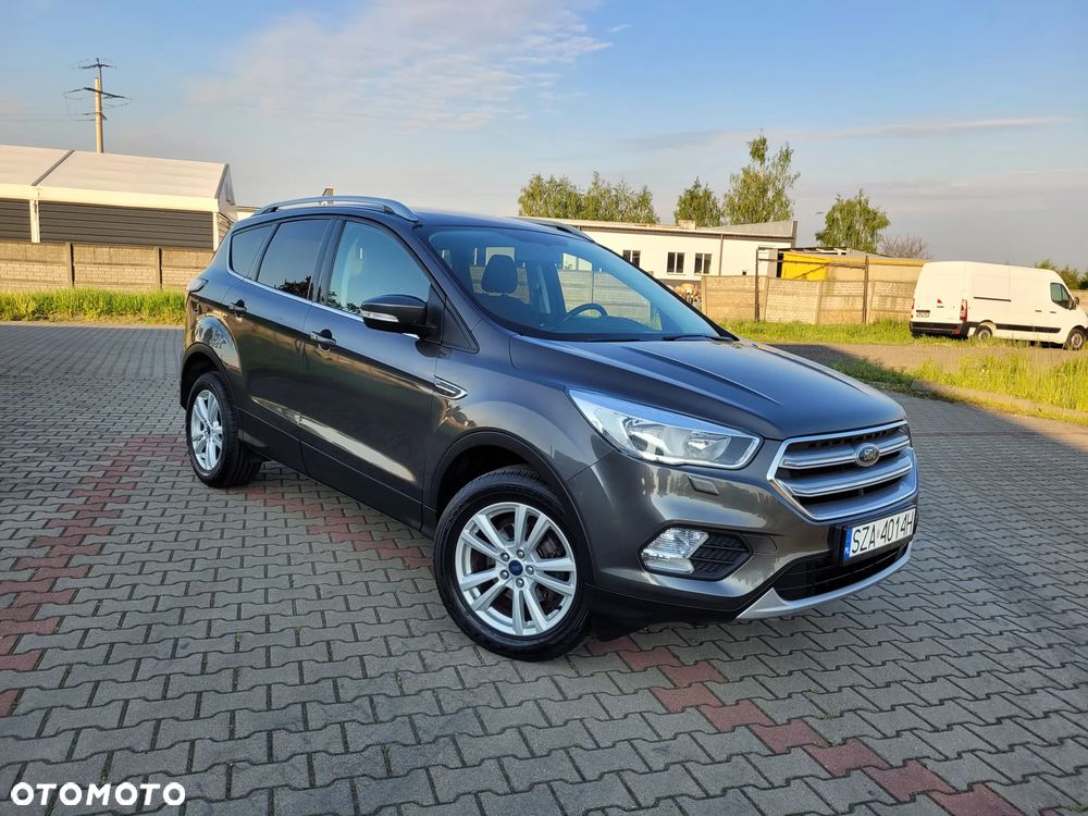Ford Kuga - 37