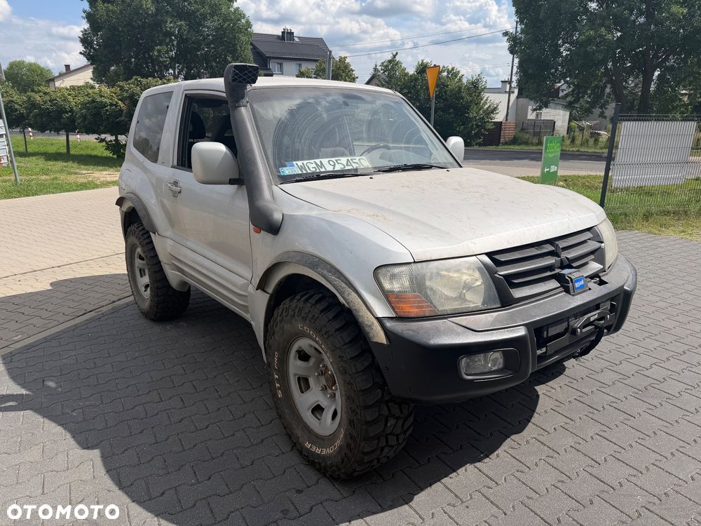Mitsubishi Pajero - 7