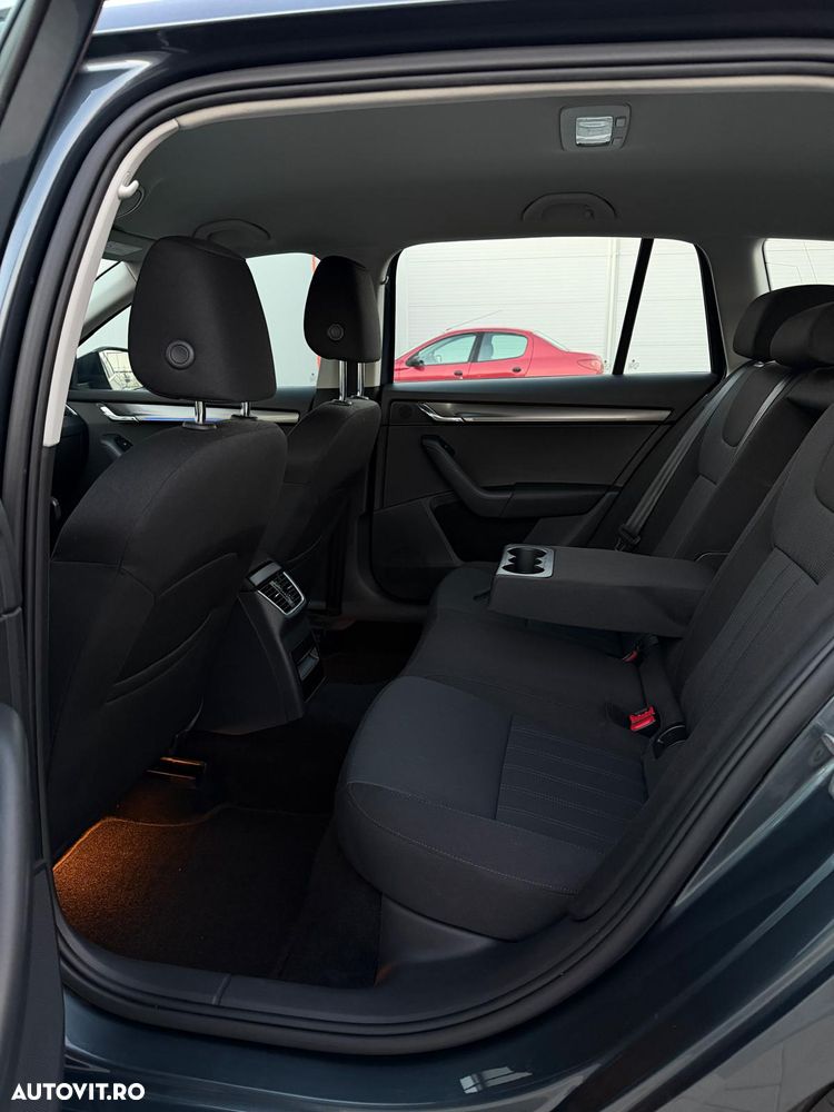 Skoda Octavia - 13