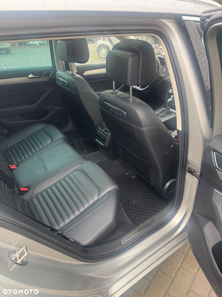Volkswagen Passat - 7