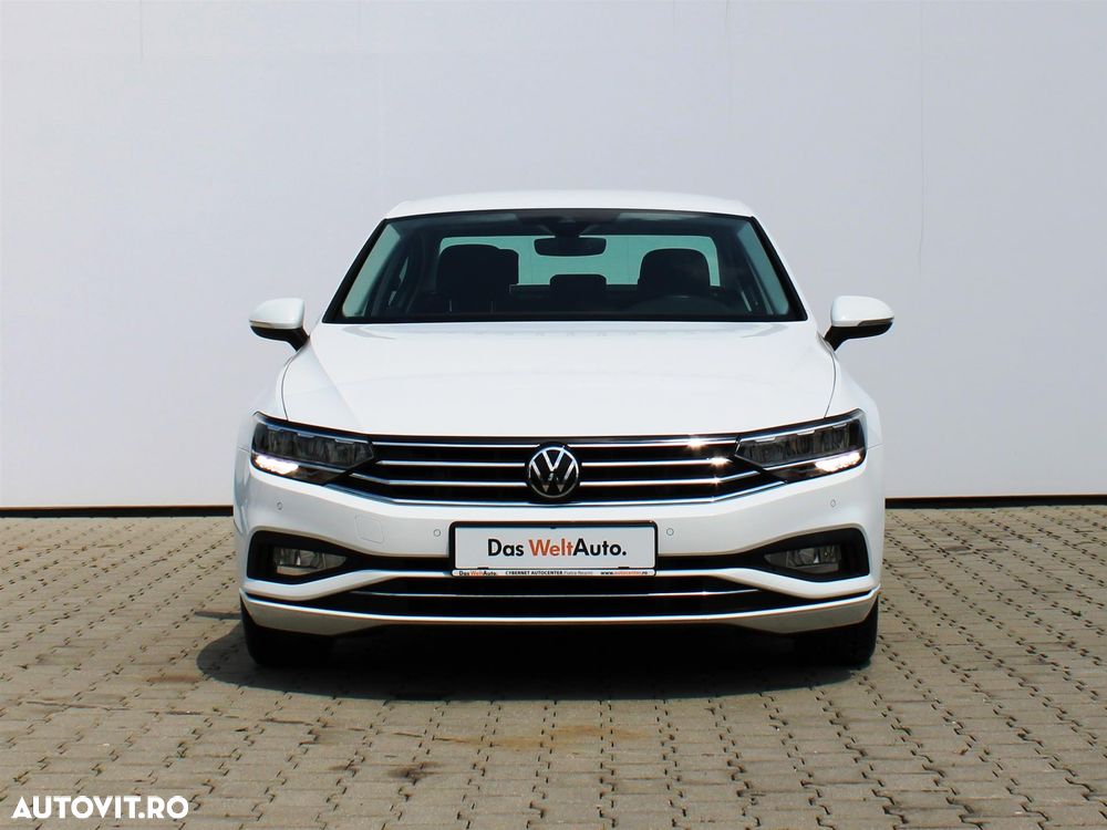 Volkswagen Passat 1.5 TSI ACT DSG Comfortline - 9